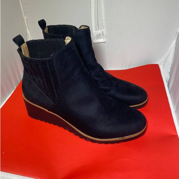 LIFE STRIDE VELOCITY Womens Black Pull Tab Round Toe Wedge Booties 9.5 M NWT - Picture 2 of 10